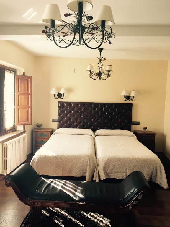 Hostal El Resbalon Cervera De Pisuerga Εξωτερικό φωτογραφία